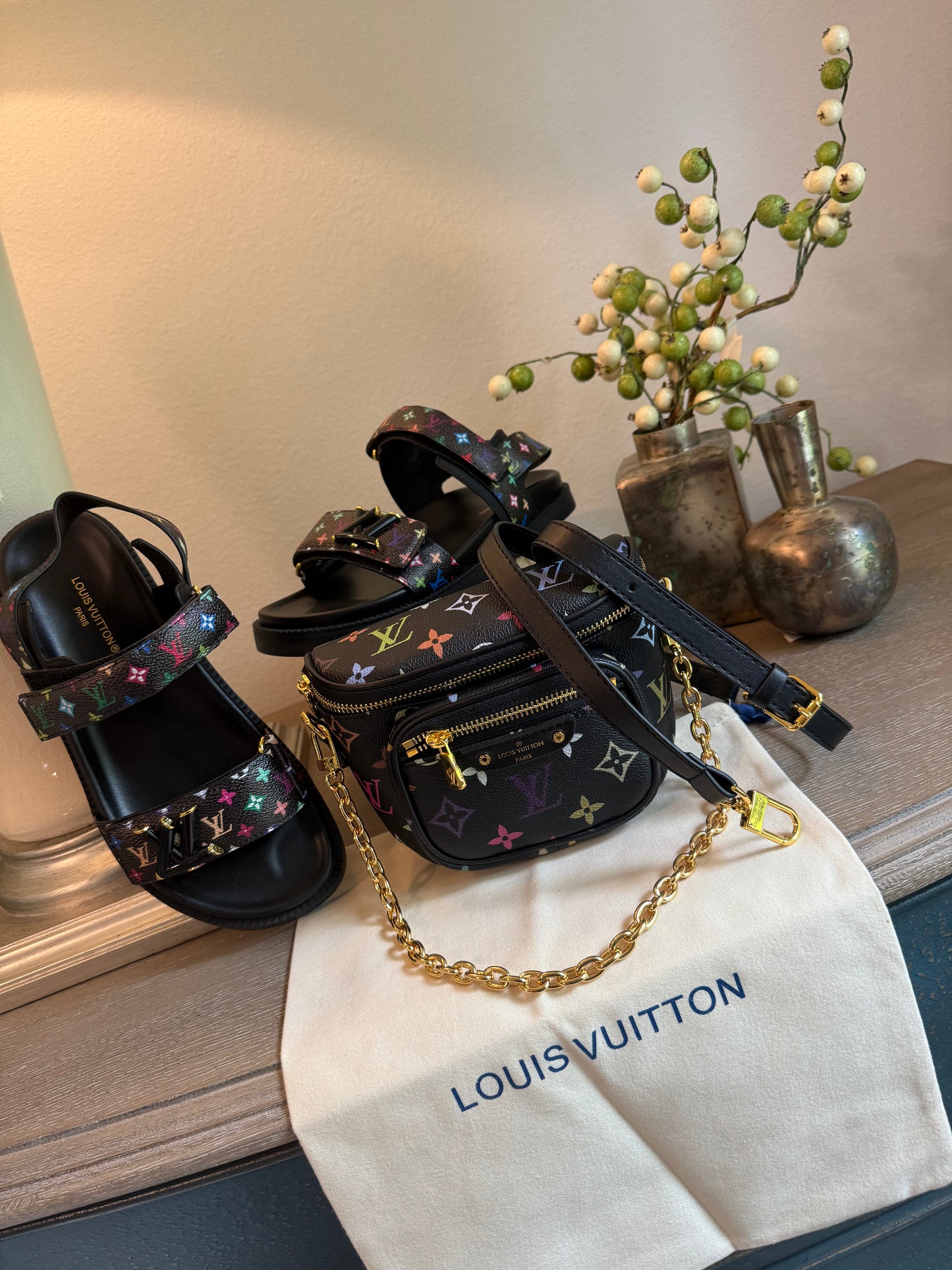 LV Black Multi